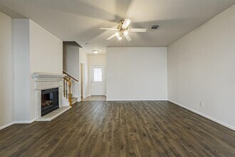 8031 Fisher Glen Ln in Houston, TX - Building Photo - Building Photo