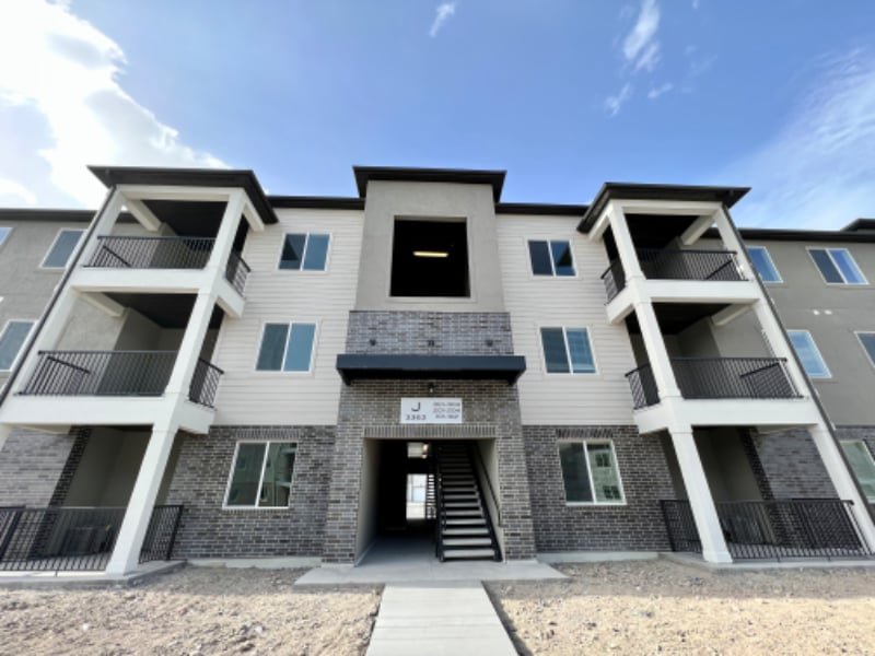 3364 Hardman Way in Lehi, UT - Building Photo