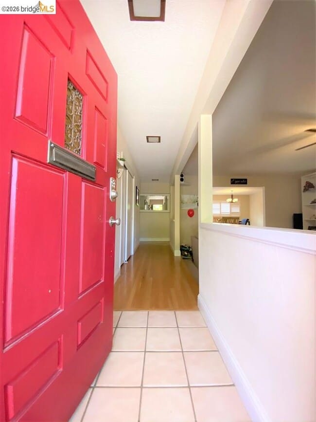 235 Donegal Way in Martinez, CA - Building Photo - Building Photo