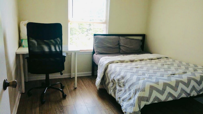 7820 Greenbrook Dr in Greenbelt, MD - Building Photo - Building Photo