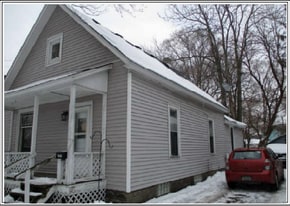 1610 16th St in Port Huron, MI - Building Photo