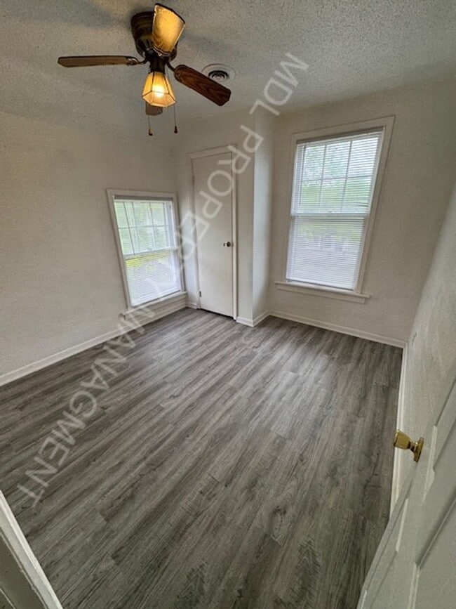 property at 511 S Monroe St