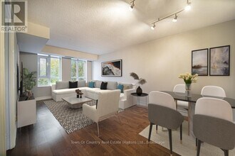 900 Mt Pleasant Rd in Toronto, ON - Building Photo - Building Photo