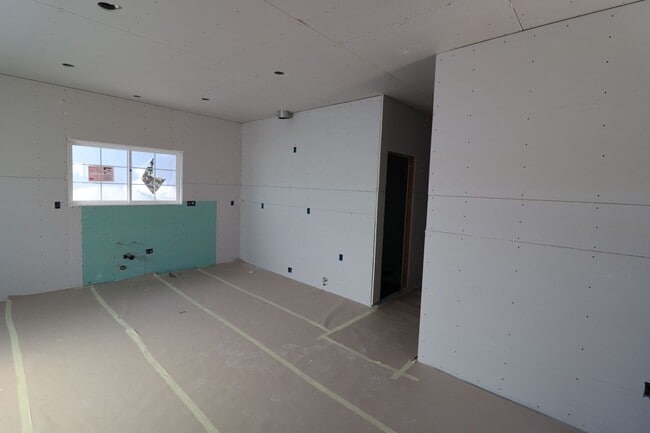 684 N Cambridge St in Orange, CA - Building Photo - Building Photo