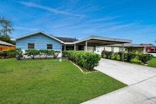 8534 Fillmore St in Houston, TX - Building Photo