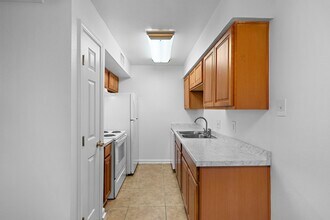 2828 61st St in Galveston, TX - Building Photo - Building Photo