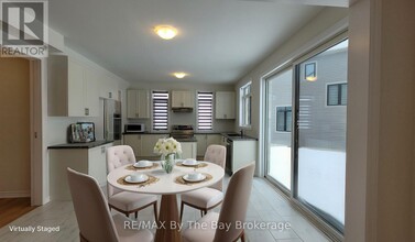 105 Sun Vly Ave in Wasaga Beach, ON - Building Photo - Building Photo