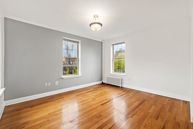 2677 John F. Kennedy Blvd in Jersey City, NJ - Building Photo - Building Photo