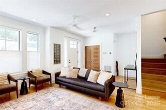 205 Broadway St in Asheville, NC - Building Photo - Building Photo