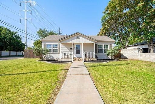 2826 33rd St in Lubbock, TX - Building Photo