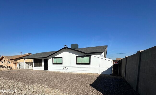 1734 E Wier Ave in Phoenix, AZ - Building Photo - Building Photo