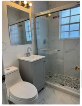 735-783 83rd St, Unit 2 in Miami Beach, FL - Foto de edificio - Building Photo