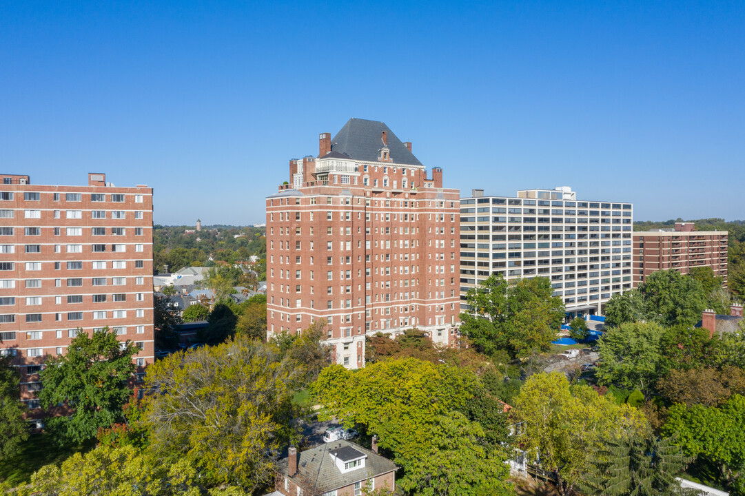 The Warrington in Baltimore, MD - Building Photo