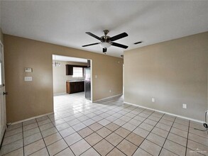221 Austin St in Weslaco, TX - Building Photo - Building Photo