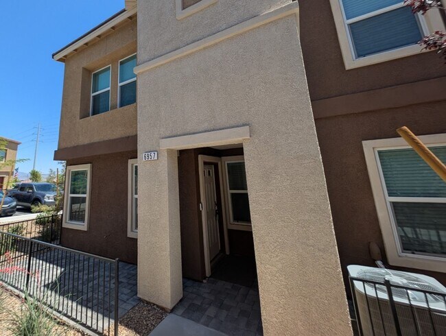 6957 Stafford Hl St in Las Vegas, NV - Building Photo - Building Photo