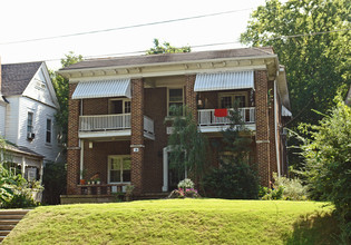 74 N Belvedere Blvd in Memphis, TN - Building Photo - Building Photo