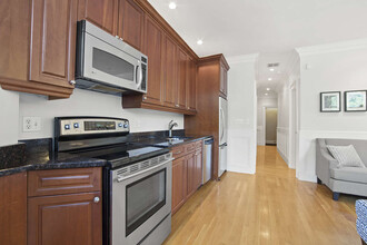 244 Beacon St, Unit 1B in Boston, MA - Building Photo - Building Photo