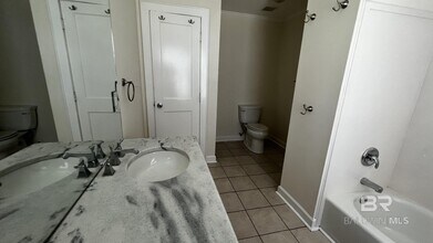 295 Belrose Ave in Daphne, AL - Building Photo - Building Photo