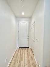 228 Windsor Grey Wy in Fallbrook, CA - Building Photo - Building Photo