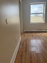 557 Beach 47th St in Queens, NY - Building Photo - Building Photo