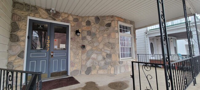 1337 Washington St in Easton, PA - Building Photo - Building Photo