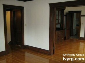 28 Commonwealth Rd in Watertown, MA - Building Photo - Building Photo