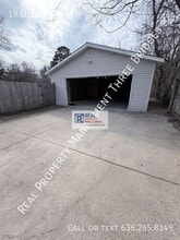 19 Lillian Dr in St. Charles, MO - Building Photo - Building Photo