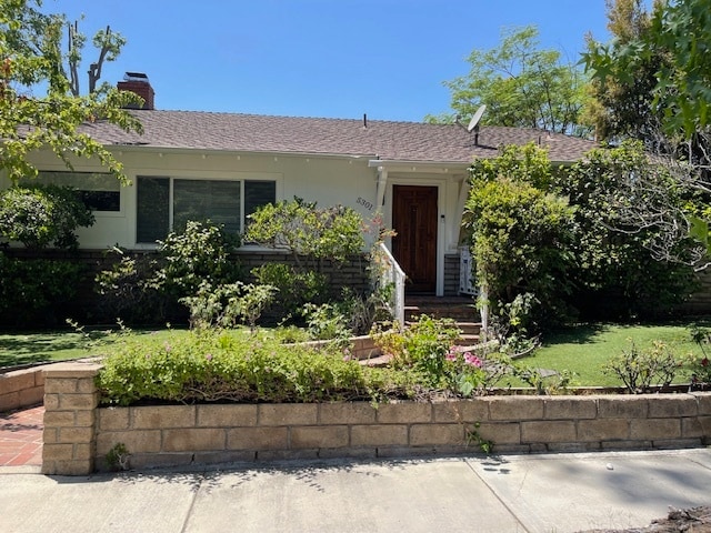 5301 Bluebell Ave in Valley Village, CA - Building Photo - Building Photo