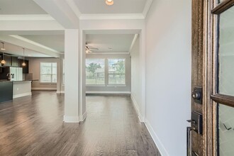 9504 McKnight Lp in Austin, TX - Building Photo - Building Photo