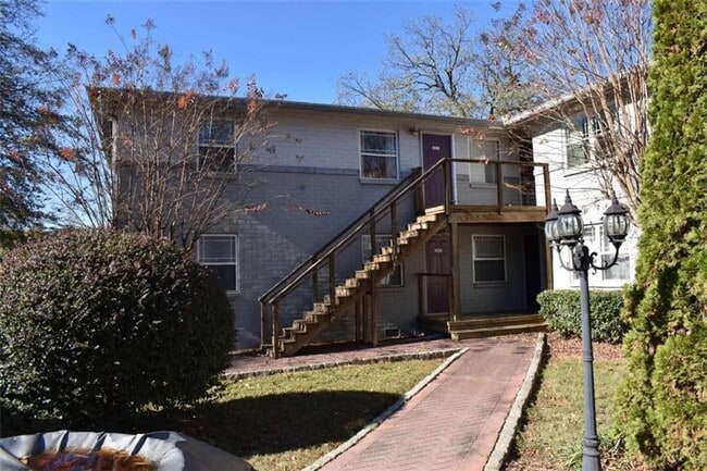 24 Daniel St SE in Atlanta, GA - Foto de edificio - Building Photo