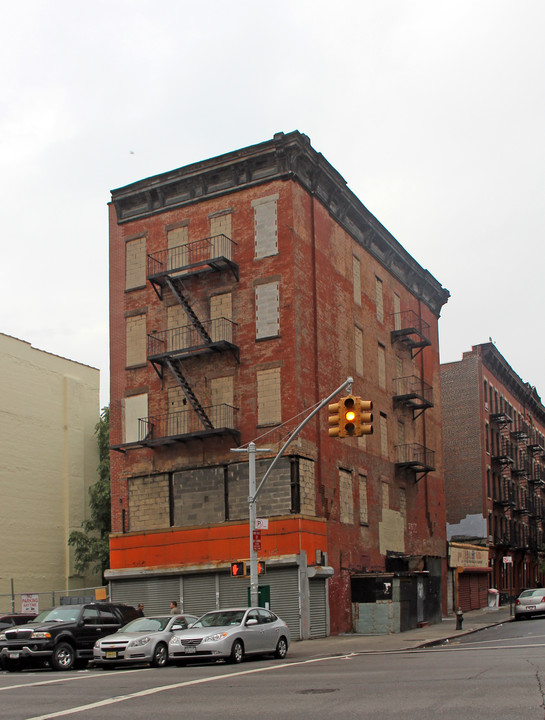 2750 Frederick Douglass Blvd in New York, NY - Building Photo