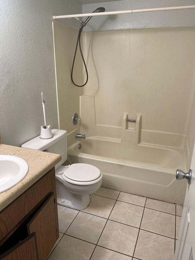 property at 2813 E Paradise Ln