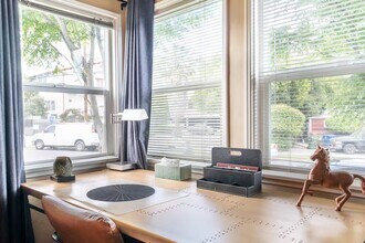 2302 Loy Ln, Unit 2302 in Los Angeles, CA - Building Photo - Building Photo