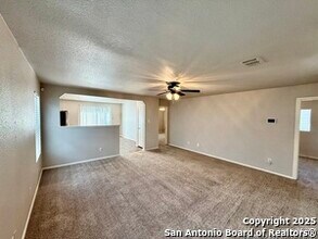 9914 Kent in San Antonio, TX - Building Photo - Building Photo