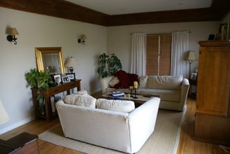 Elm Drive Apartments in Beverly Hills, CA - Building Photo - Building Photo