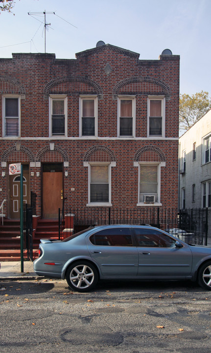 294 E 93rd St in Brooklyn, NY - Foto de edificio