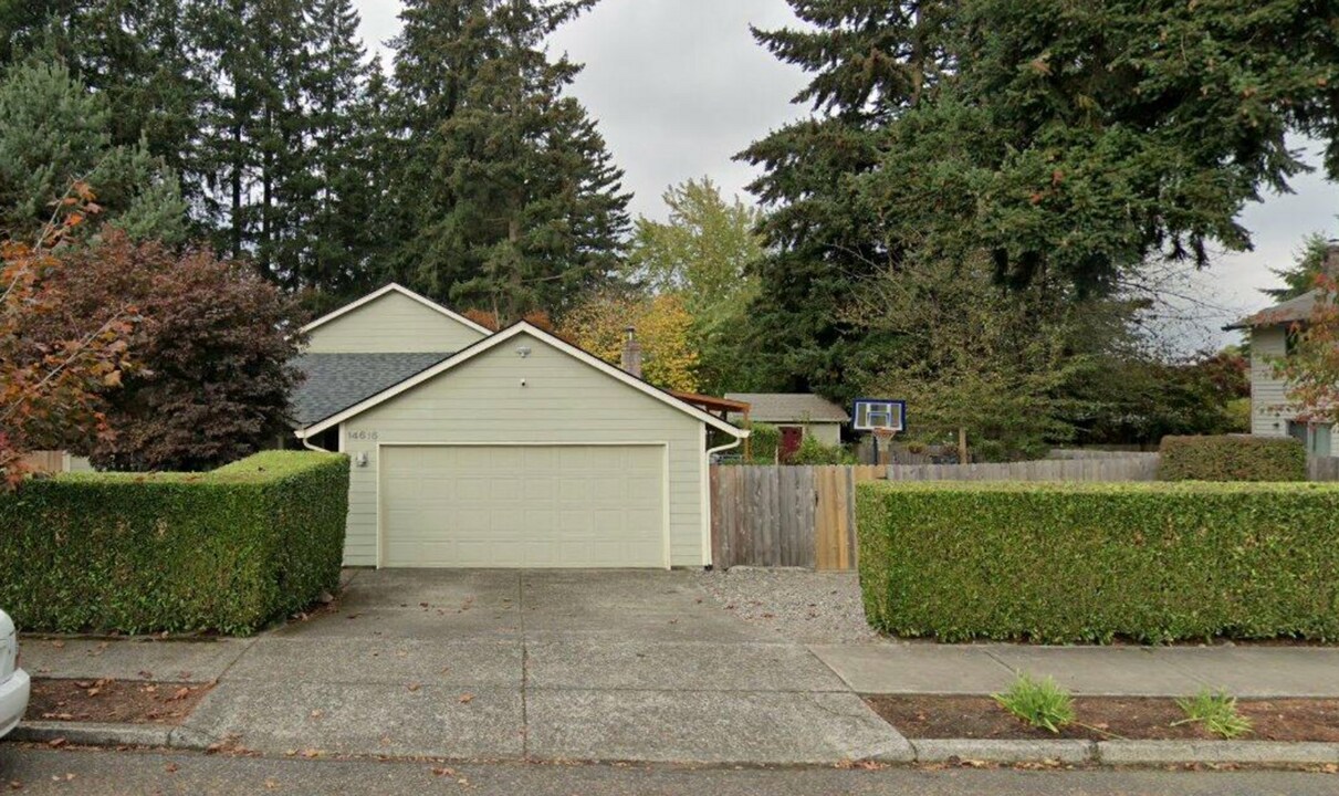 14616 NE 49th St in Vancouver, WA - Building Photo