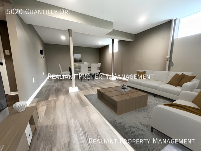 5020 Chantilly Dr in Cincinnati, OH - Building Photo - Building Photo