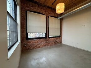 88 Gerrish Ave, Unit 318 in Chelsea, MA - Building Photo - Building Photo