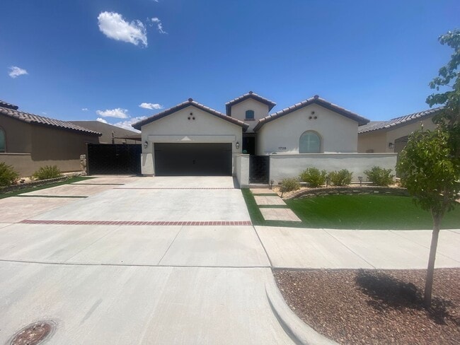 property at 1738 Buckboard St