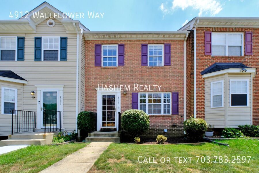4912 Wallflower Wy in Oxon Hill, MD - Building Photo