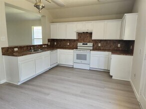 19827 Karlanda Ln in Houston, TX - Building Photo - Building Photo