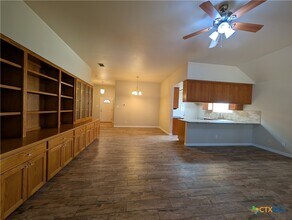 1662 Lantana Cir in New Braunfels, TX - Building Photo - Building Photo