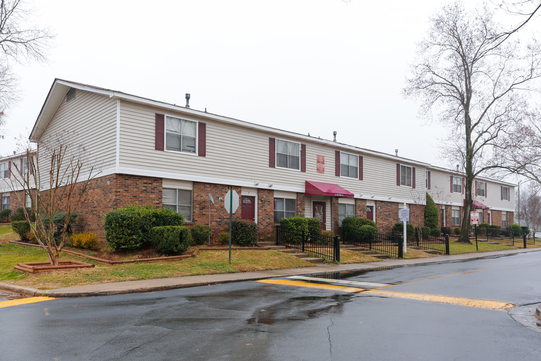 Ashley Place Apartments in Charlotte, NC - Building Photo