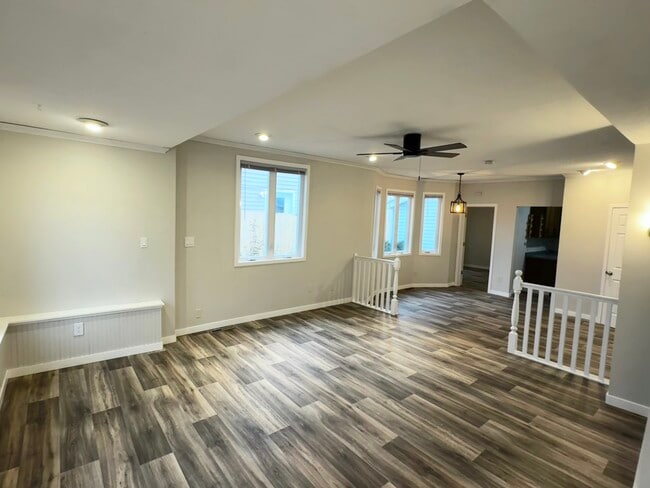 236 11th Ave S in South St. Paul, MN - Foto de edificio - Building Photo