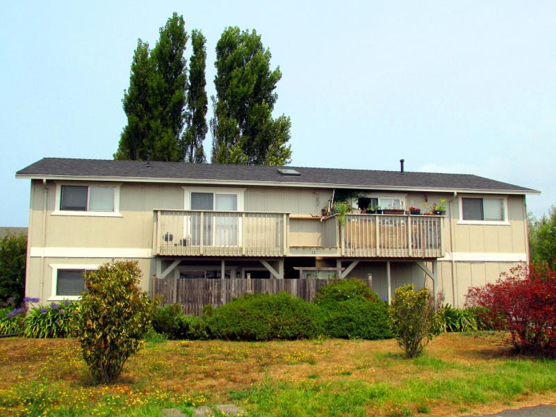 11 F St in Arcata, CA - Building Photo