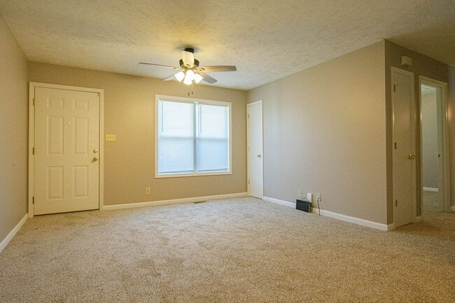 576 Cabot Cove in Clarksville, TN - Building Photo - Building Photo