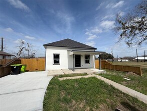 1610 George Ave in Richmond, TX - Building Photo - Building Photo