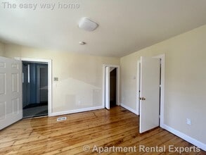 59 Bishop Allen Dr in Cambridge, MA - Building Photo - Building Photo