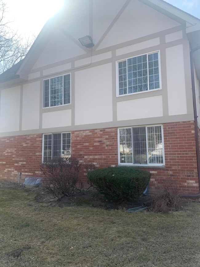 30256 Southfield Rd in Southfield, MI - Building Photo - Building Photo